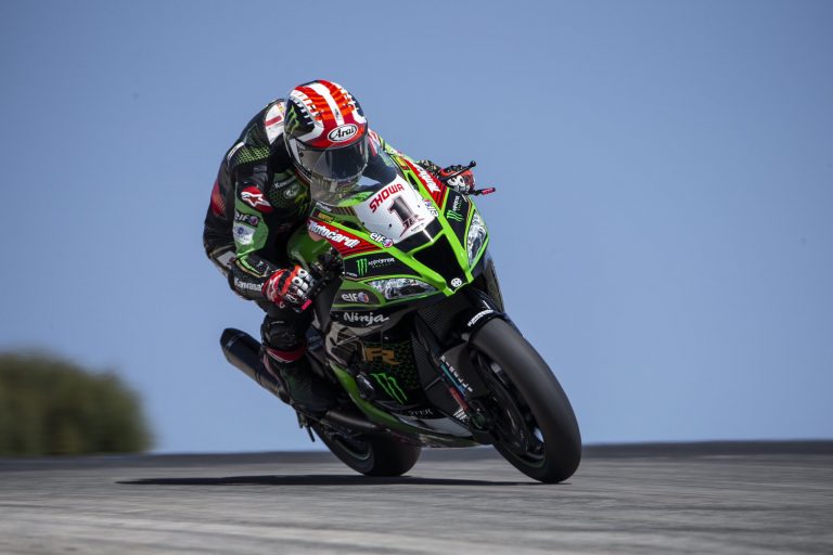 Jonathan Rea Juara Race 1 WSBK Portimao Portugal