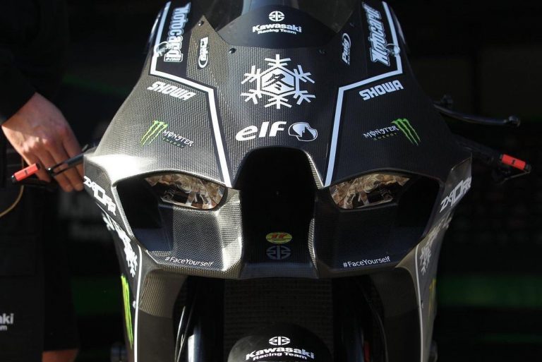 Makin Sangar, Ini Dia Wujud Kawasaki Ninja ZX-10RR 2021 !