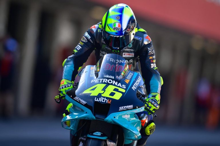 Valentino Rossi Mulai Panik Dengan Performanya !