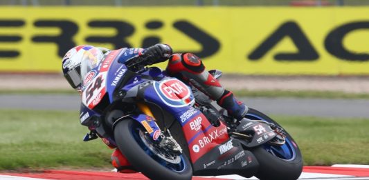 Start Dari Posisi ke-13, Toprak Juara Race 1 WSBK Inggris !
