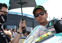 Benarkah Rossi akan lanjut balapan dengan Aramco VR46 di 2022 ?