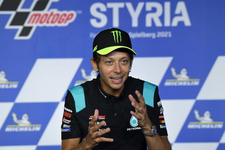 Ini Dia Alasan Rossi Tidak Mau Bergabung Dengan VR46