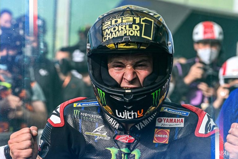 Quartararo Juara Dunia 2021, Pecco Bagnaia Crash !