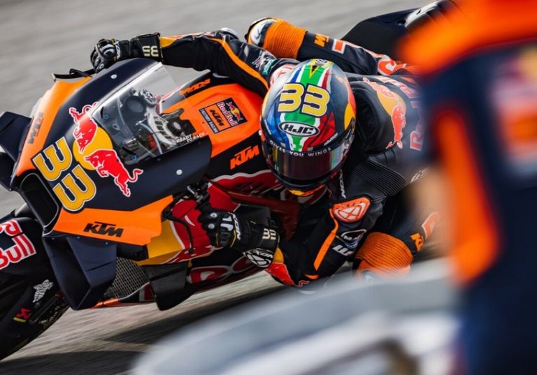 Brad Binder Tercepat di FP1 MotoGP Malaysia