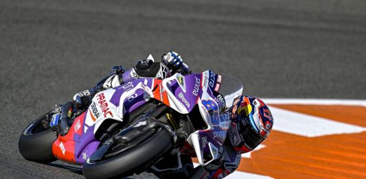 Martin Cetak Hattrick di Kualifikasi MotoGP Valencia