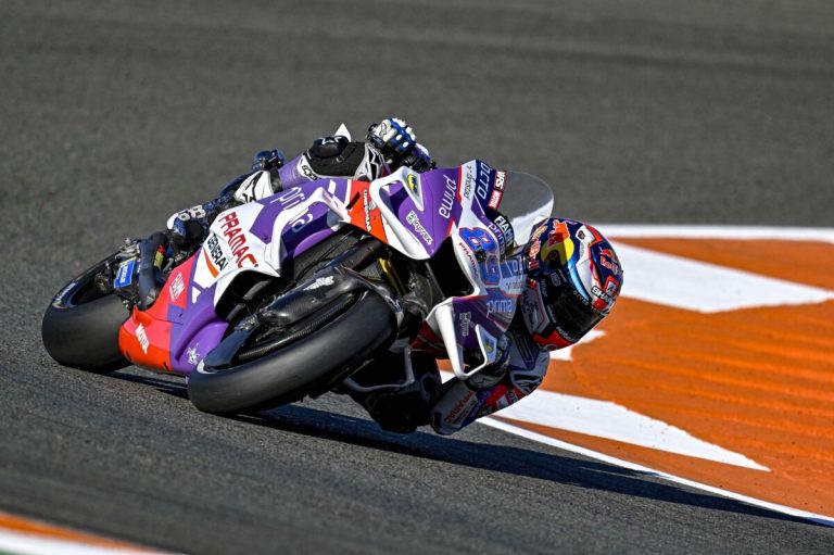 Martin Cetak Hattrick di Kualifikasi MotoGP Valencia