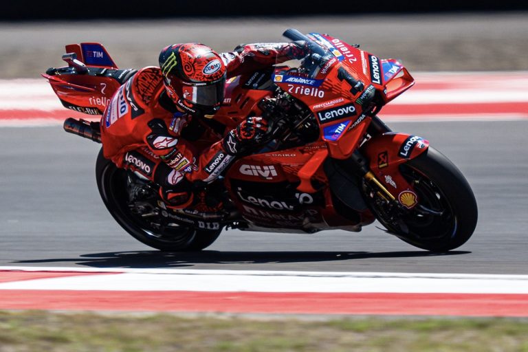 Bagnaia Menangi Sprint Race Mandalika, Martin Terjatuh